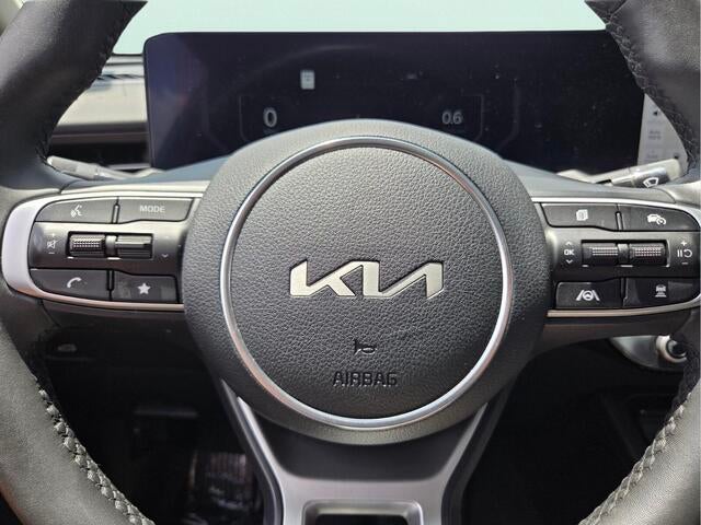 2025 Kia K5 EX