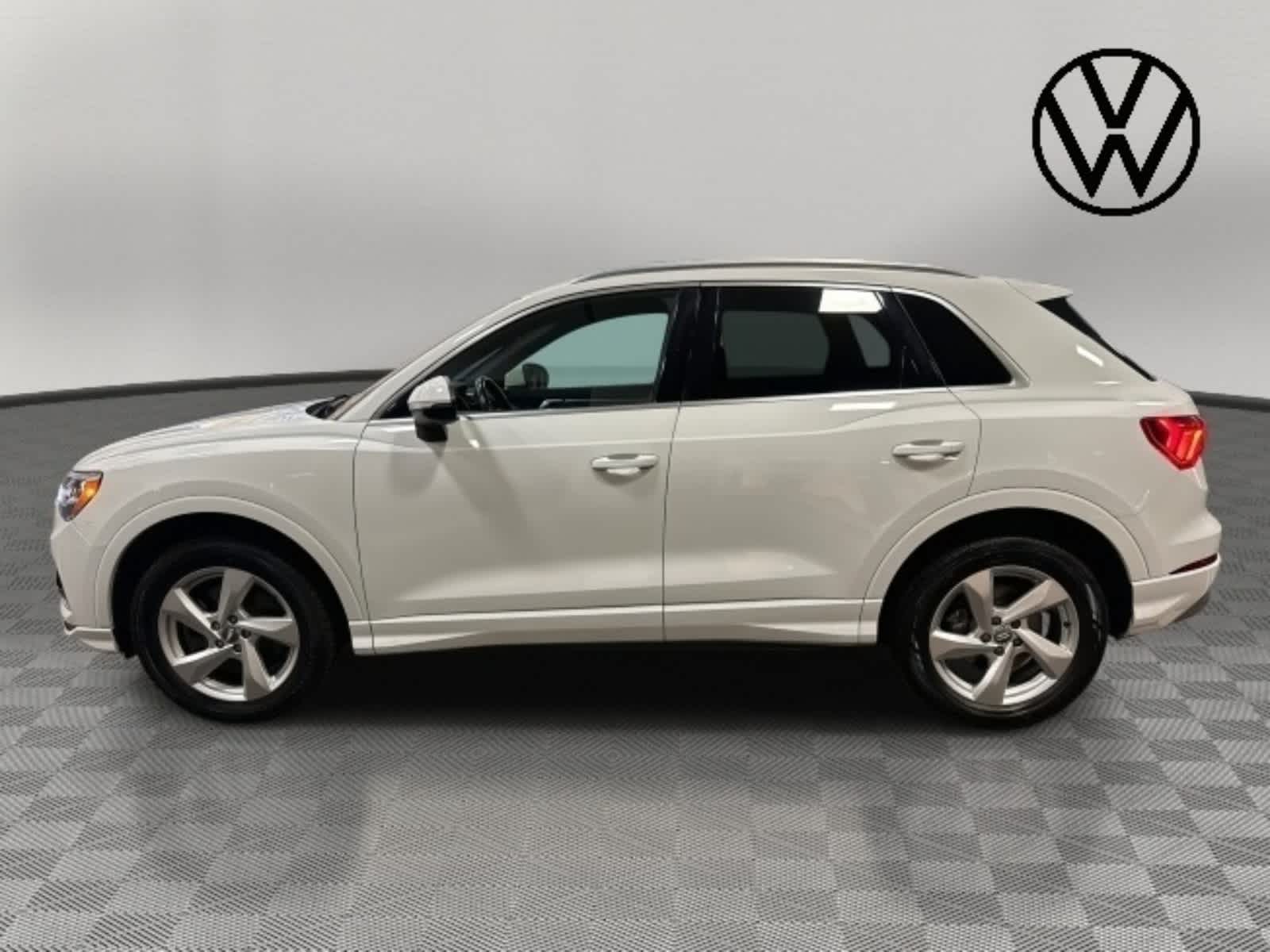 2020 Audi Q3 Premium