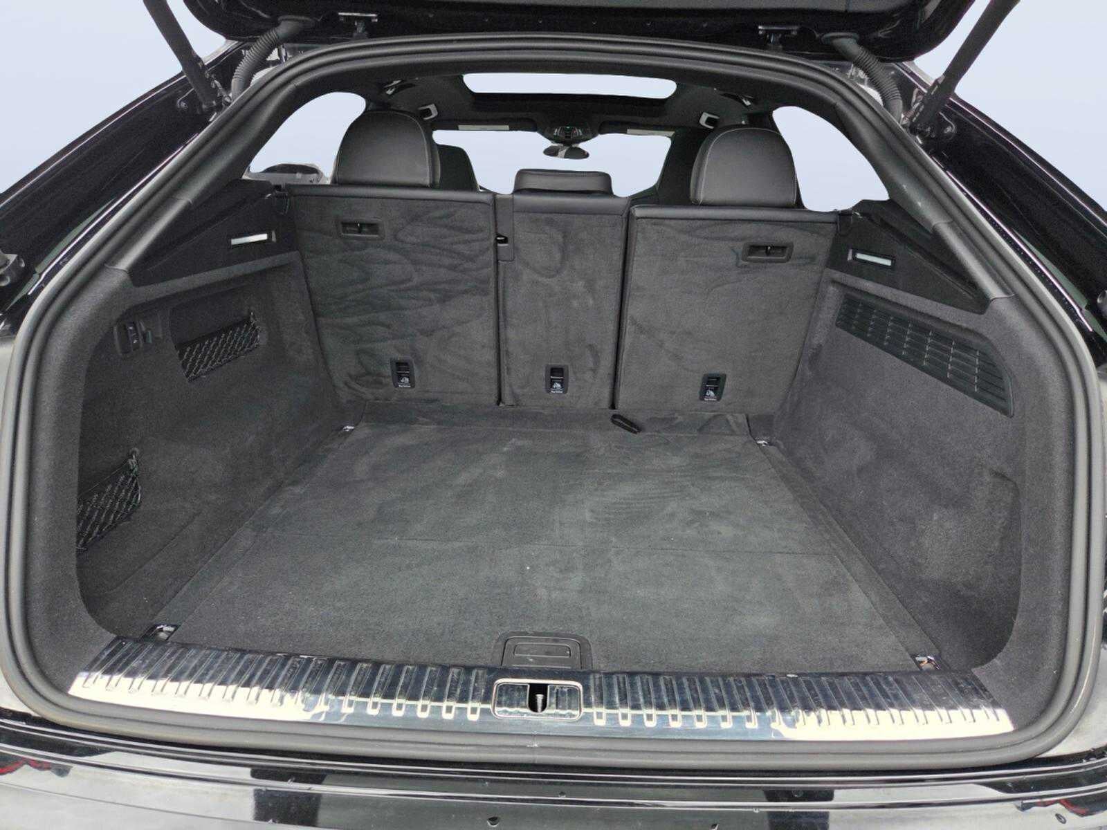 2022 Audi SQ8 Prestige