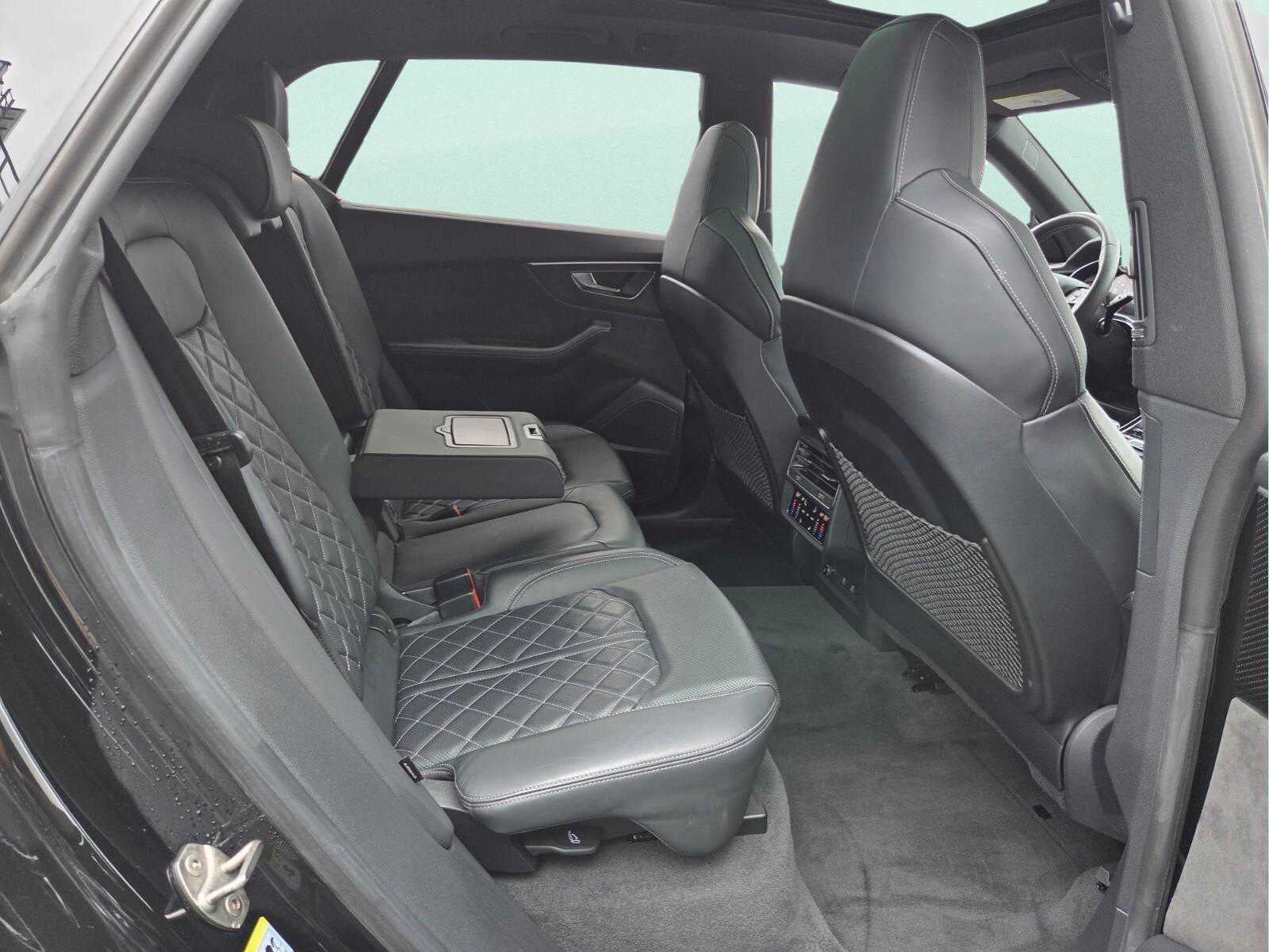 2022 Audi SQ8 Prestige