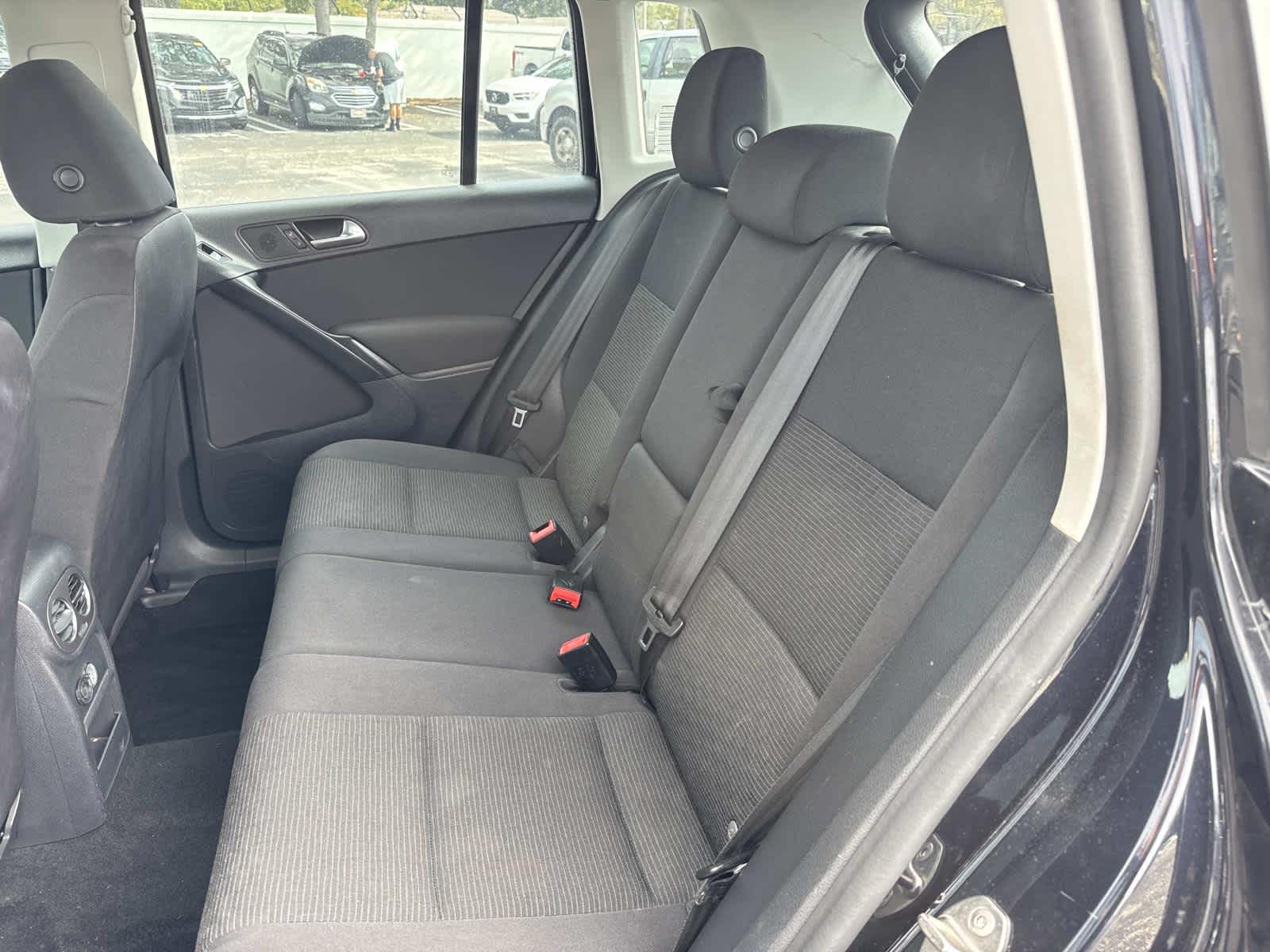 2017 Volkswagen Tiguan Base