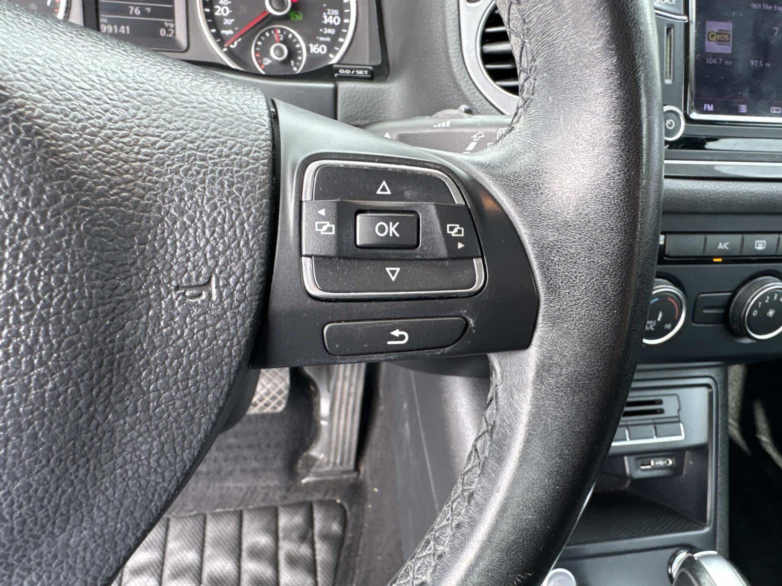 2017 Volkswagen Tiguan Base