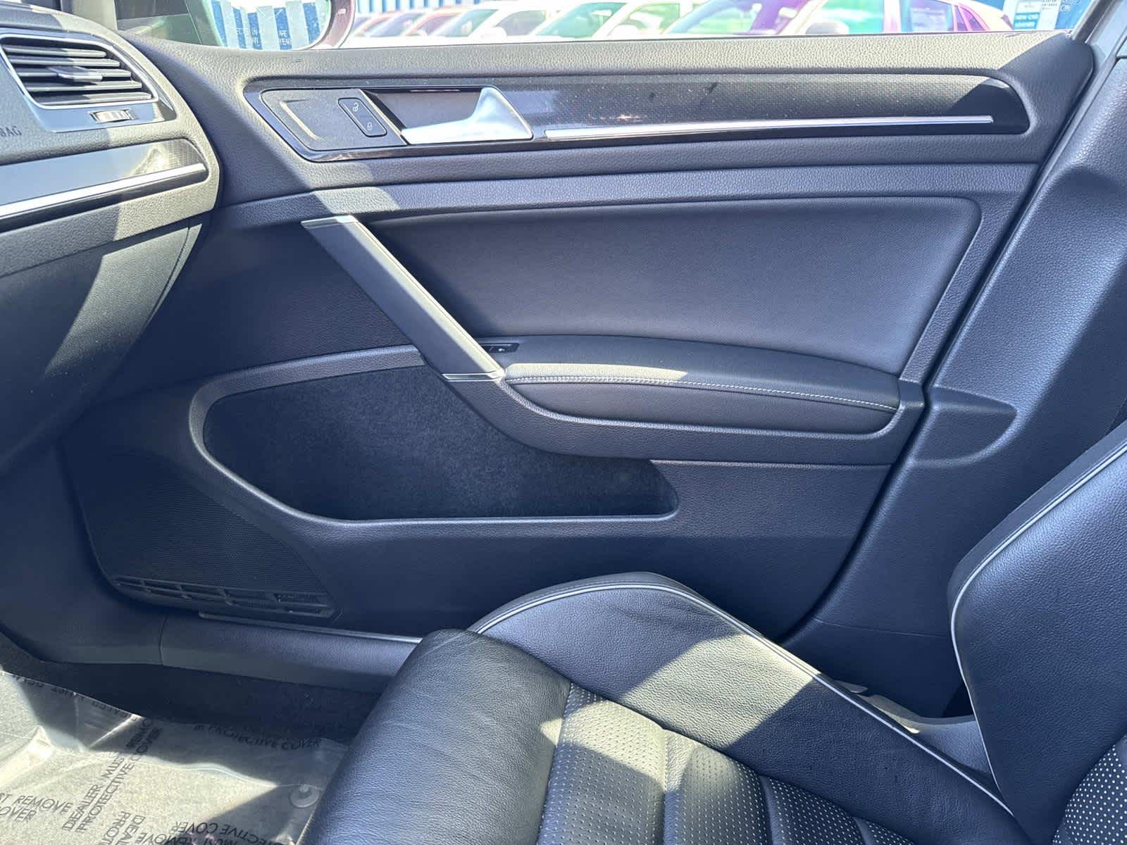 2019 Volkswagen Golf R Base