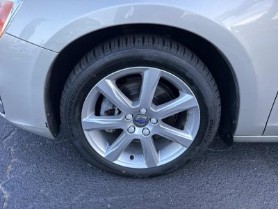 2017 Volvo V60 Premier