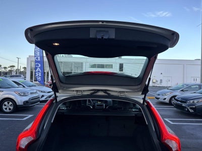 2017 Volvo V60 Premier