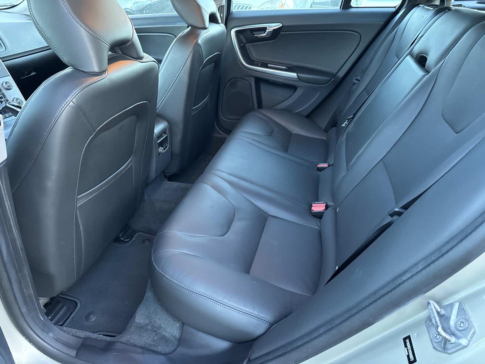 2017 Volvo V60 Premier