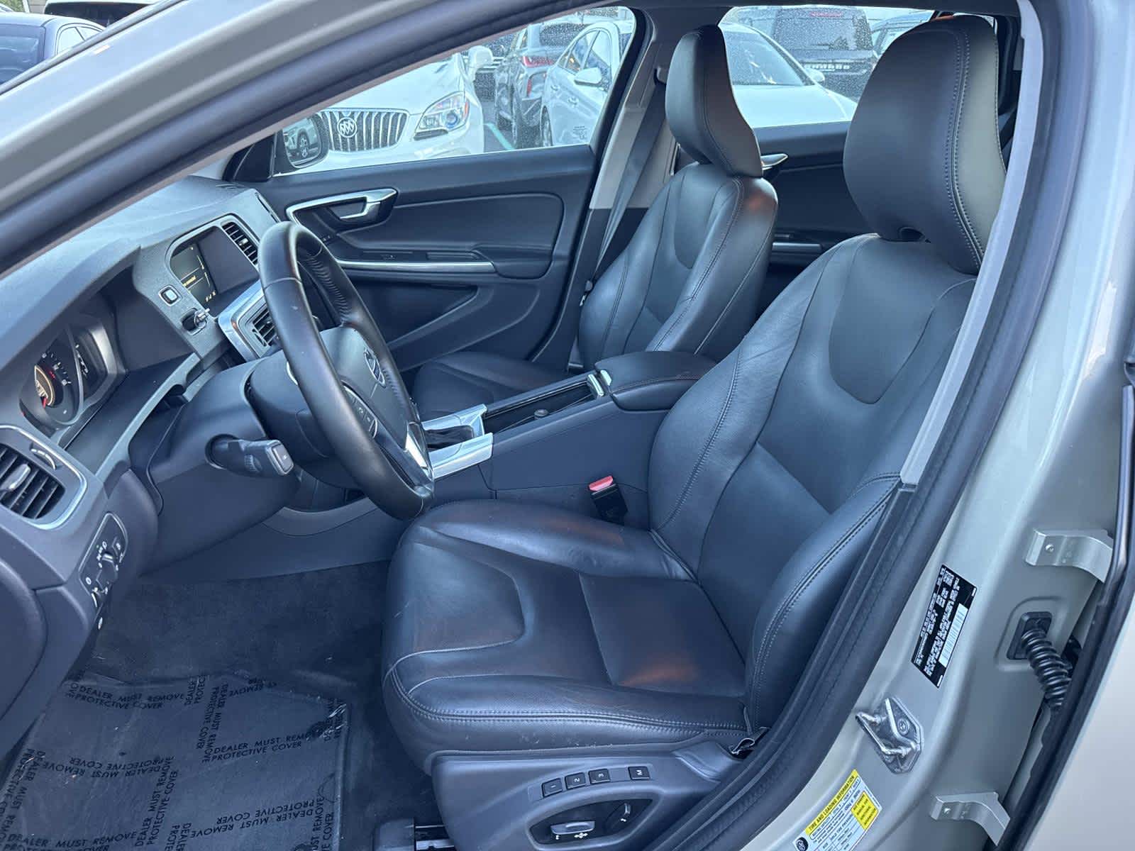 2017 Volvo V60 Premier