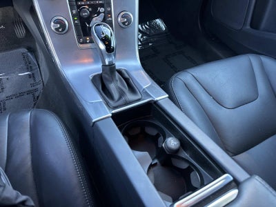 2017 Volvo V60 Premier