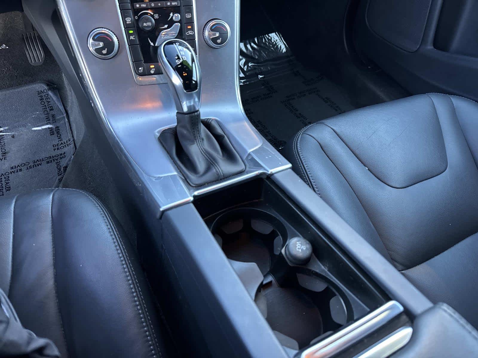 2017 Volvo V60 Premier