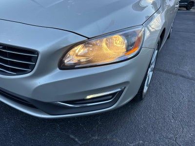 2017 Volvo V60 Premier