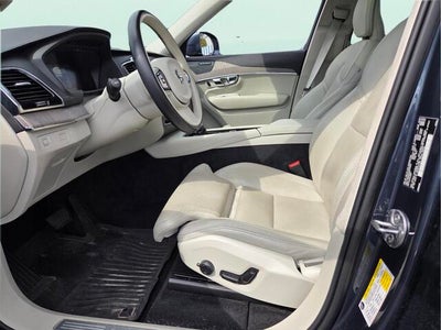 2022 Volvo XC90 Inscription