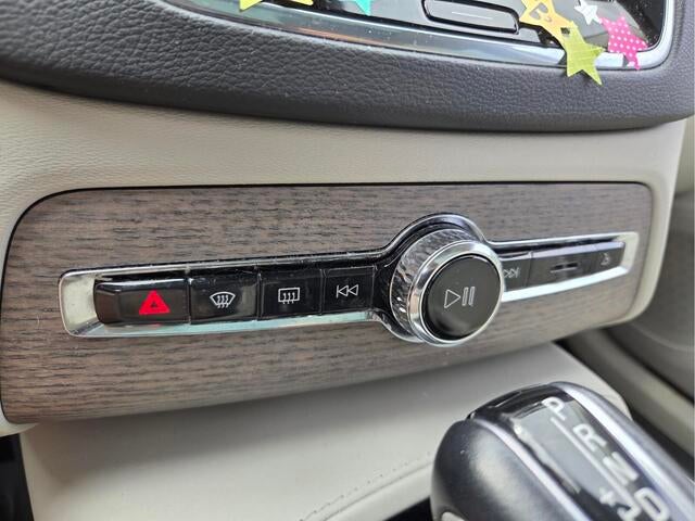 2022 Volvo XC90 Inscription