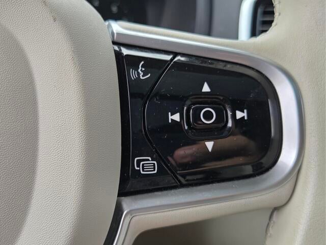 2022 Volvo XC90 Inscription