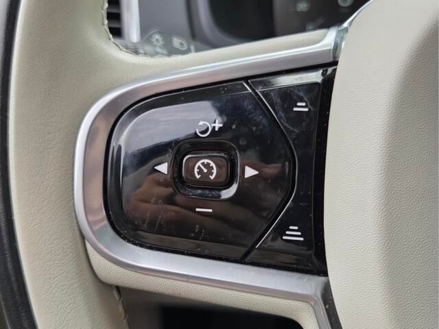 2022 Volvo XC90 Inscription