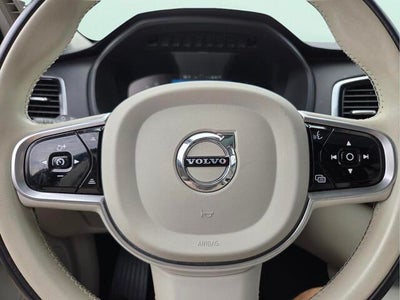 2022 Volvo XC90 Inscription