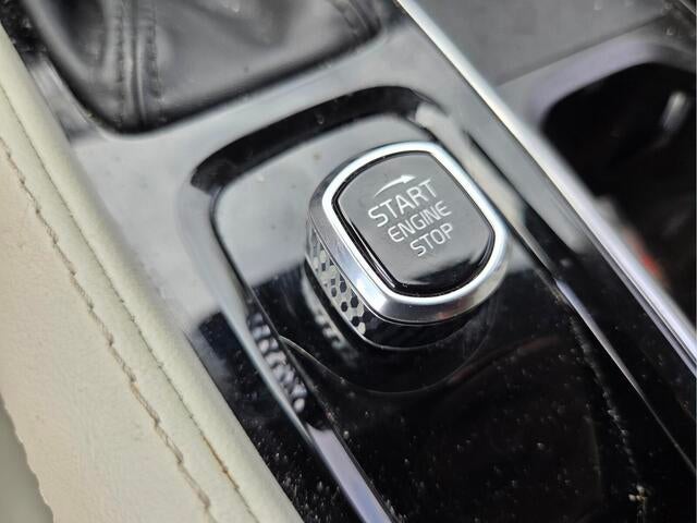 2022 Volvo XC90 Inscription