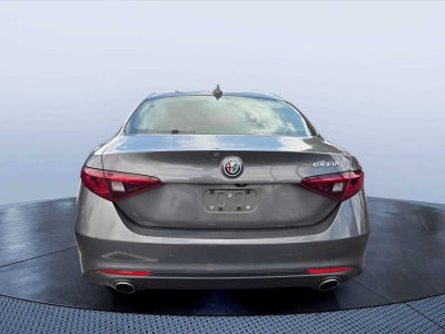 2020 Alfa Romeo Giulia Base