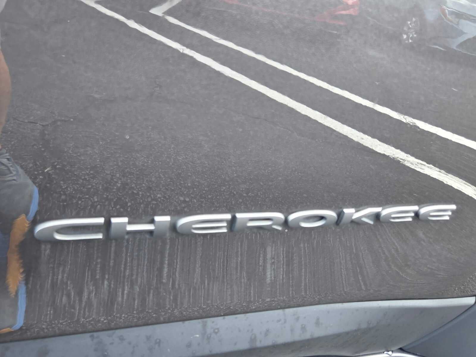 2022 Jeep Cherokee Trailhawk