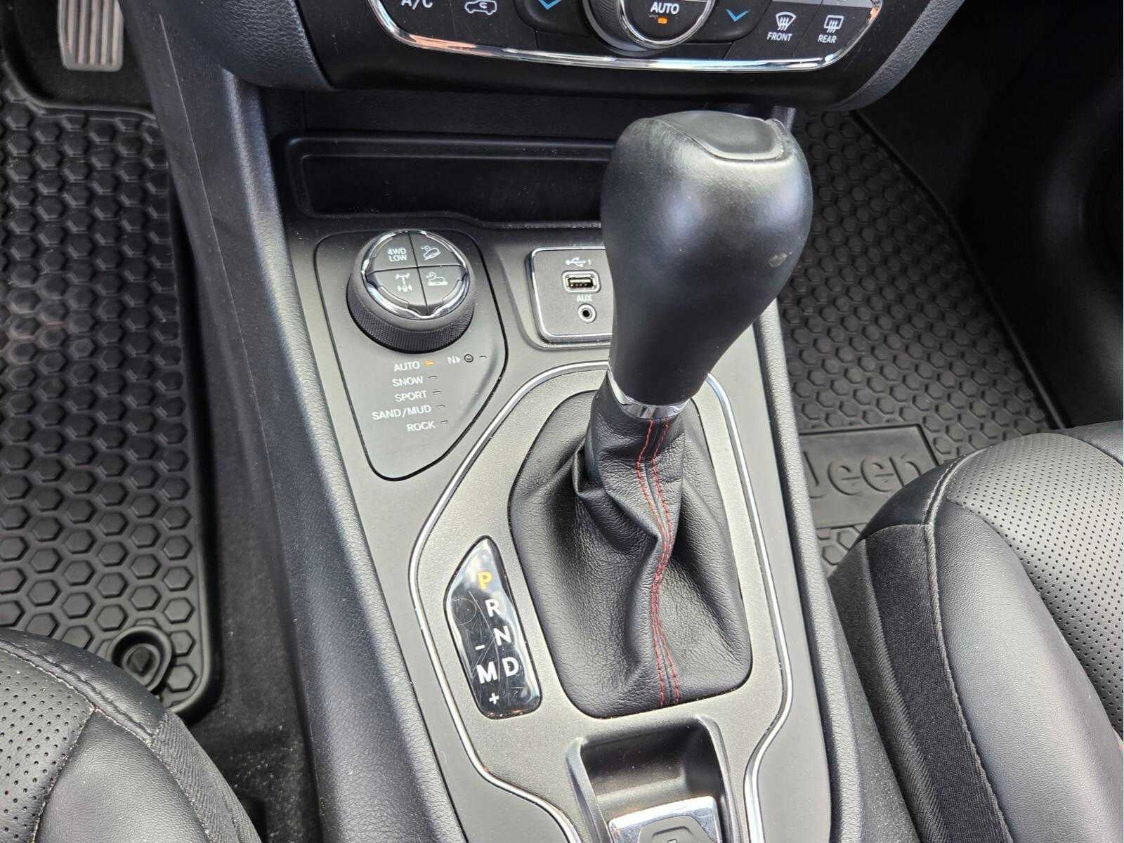 2022 Jeep Cherokee Trailhawk