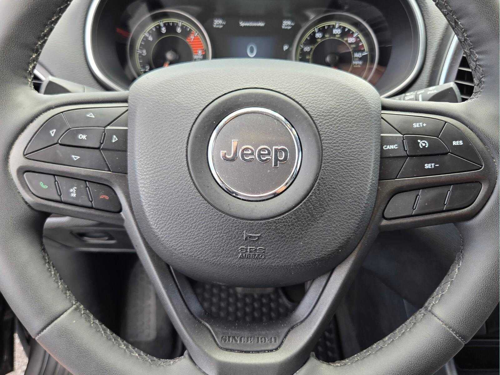 2022 Jeep Cherokee Trailhawk