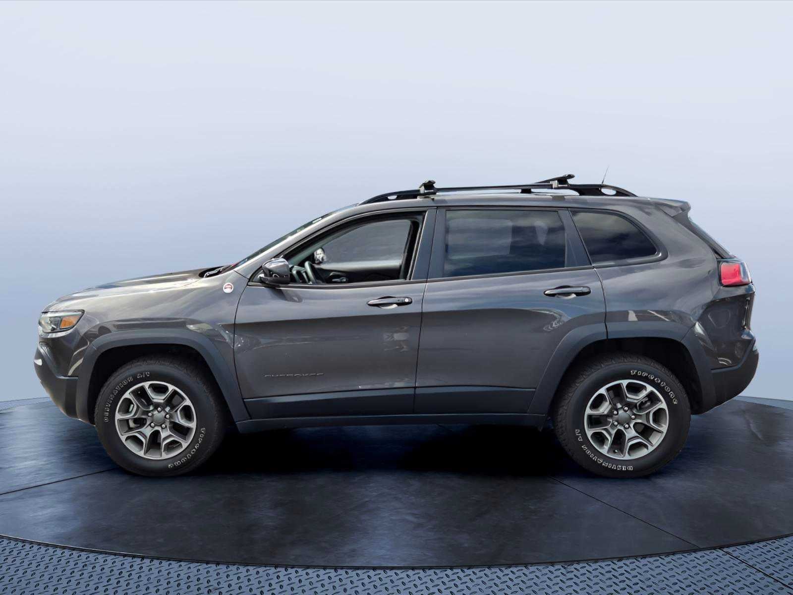 2022 Jeep Cherokee Trailhawk