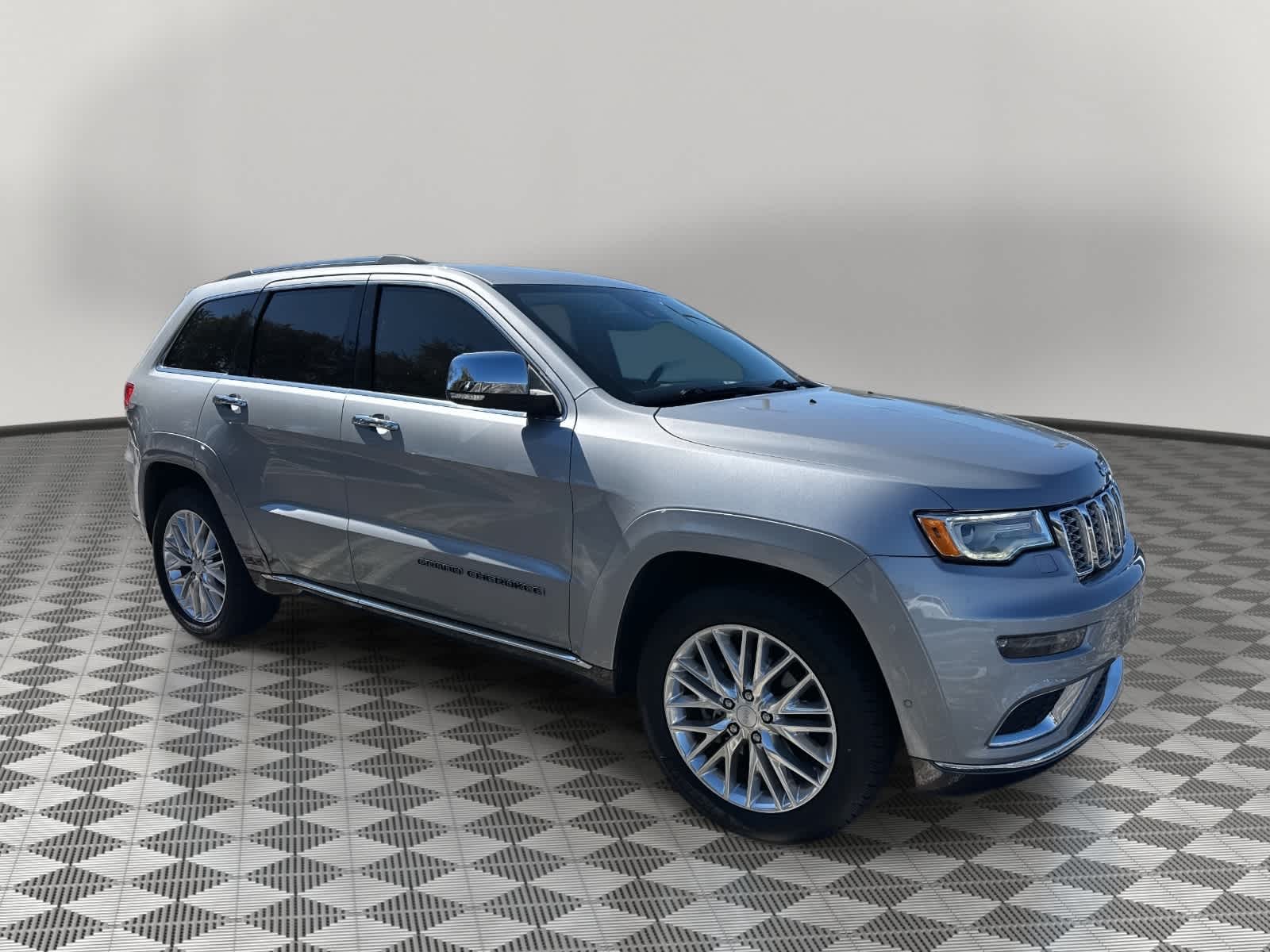 2018 Jeep Grand Cherokee Summit