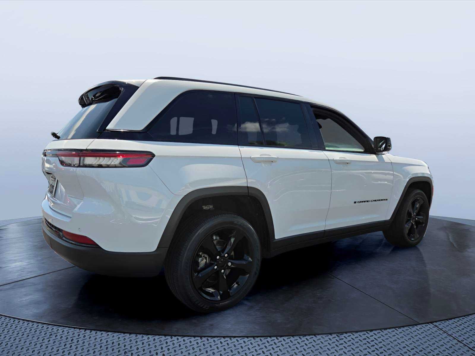 2023 Jeep Grand Cherokee Altitude