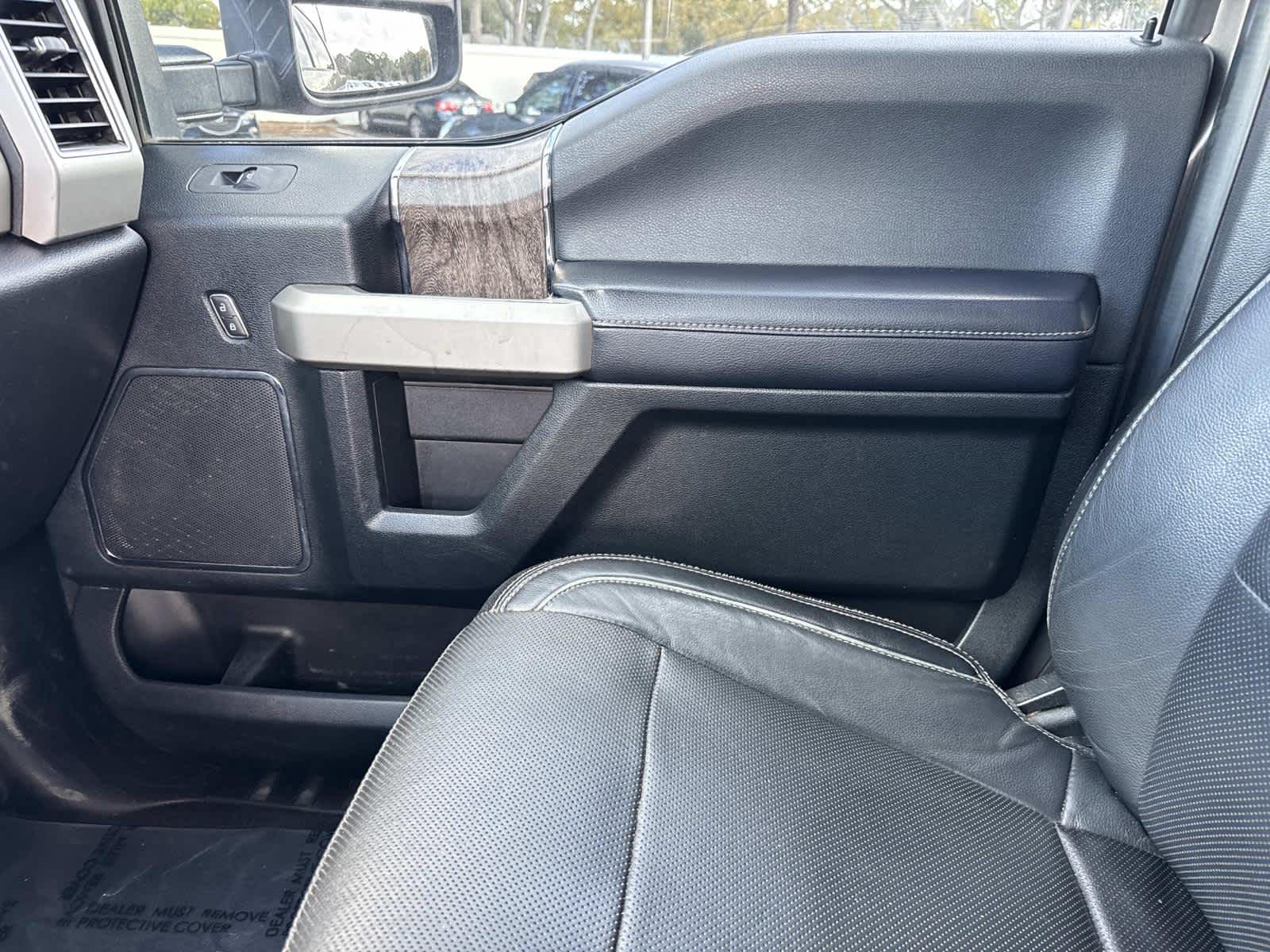 2018 Ford Super Duty F-250 Pickup LARIAT