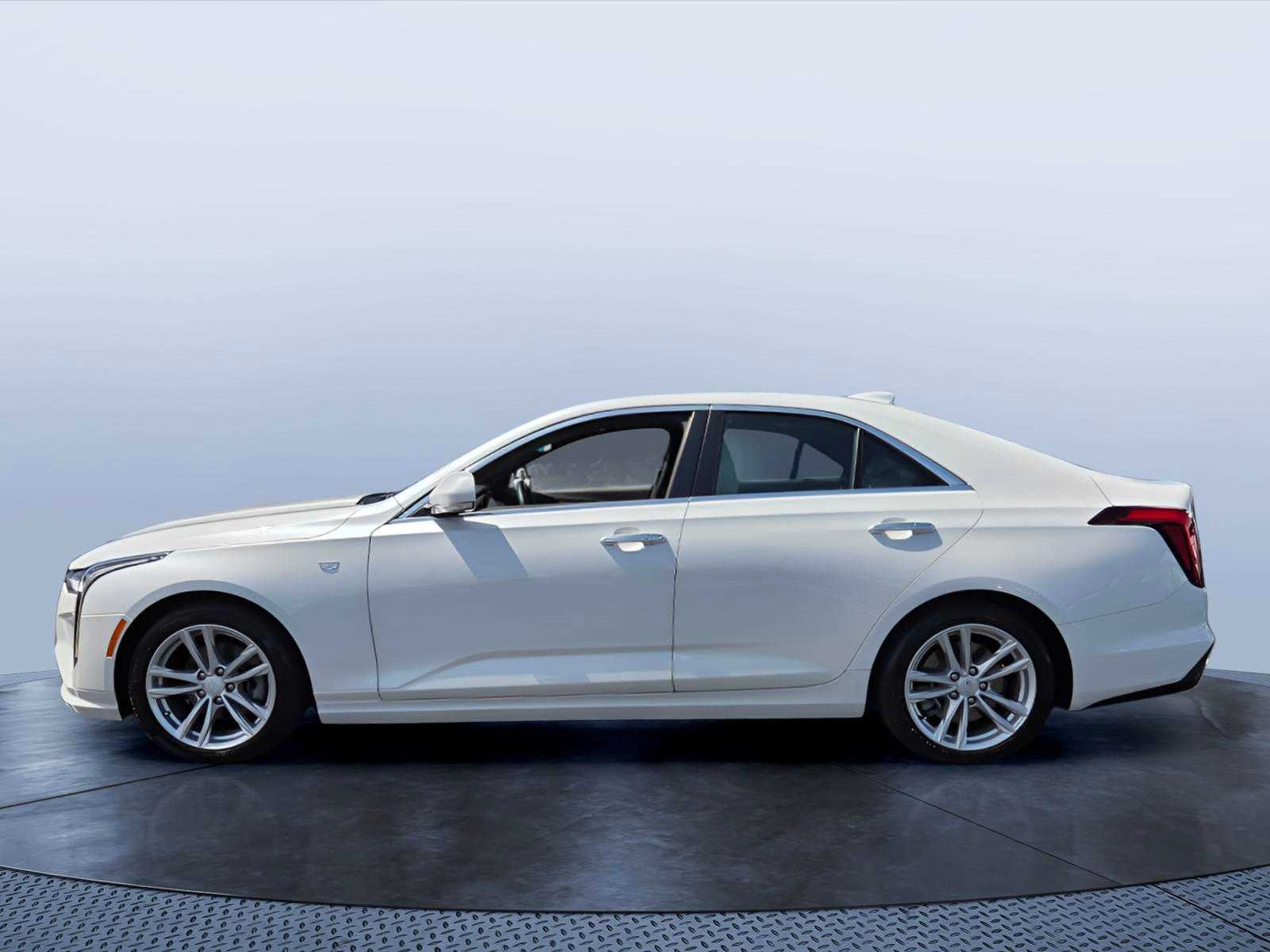 2023 Cadillac CT4 Luxury