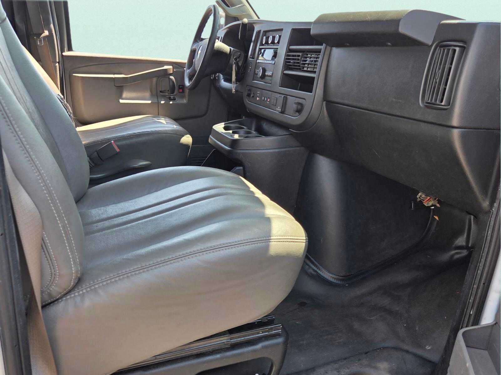 2019 Chevrolet Express Cargo Van Base