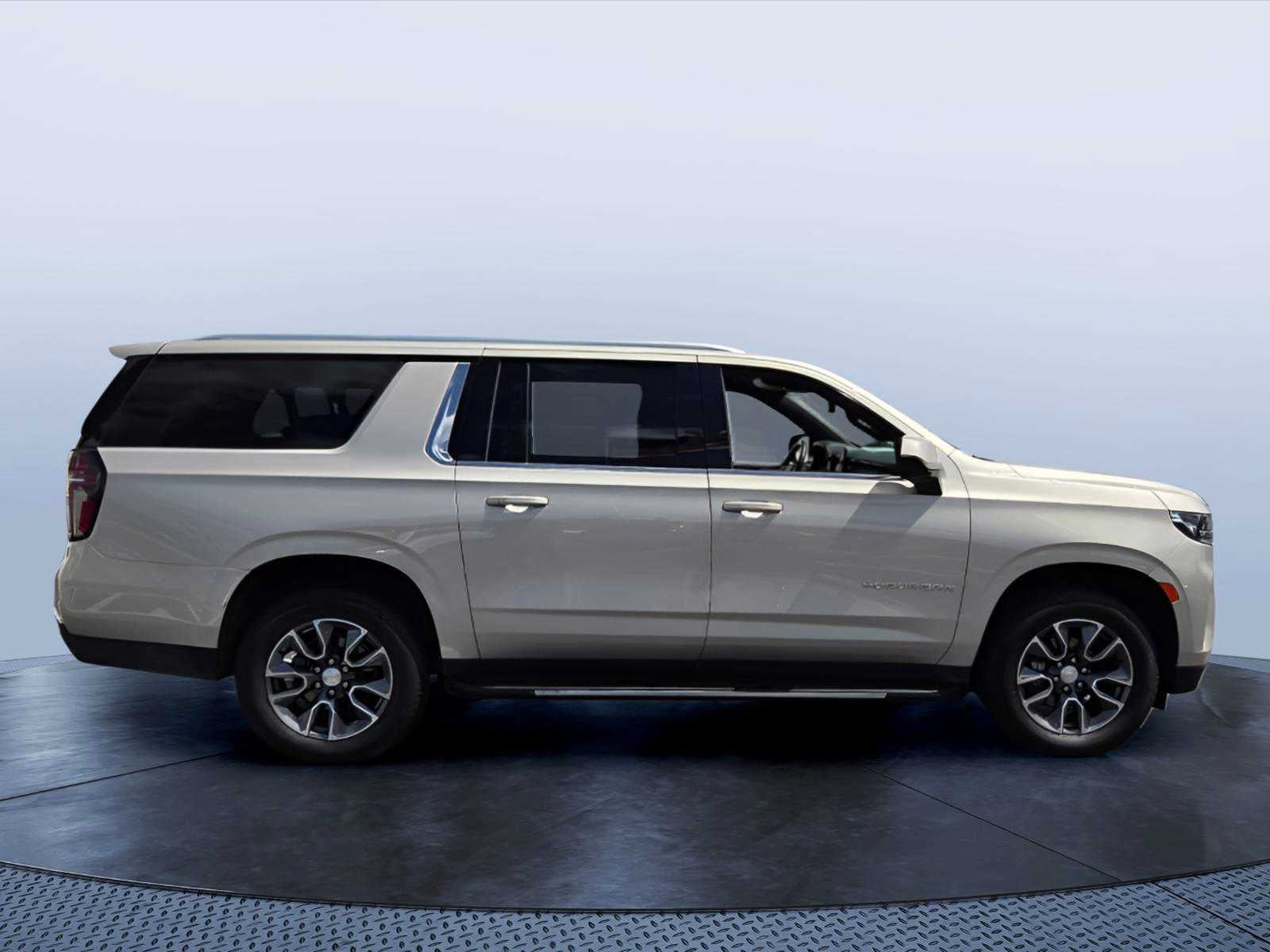 2023 Chevrolet Suburban LS