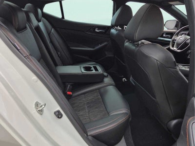 2023 Nissan Maxima SR