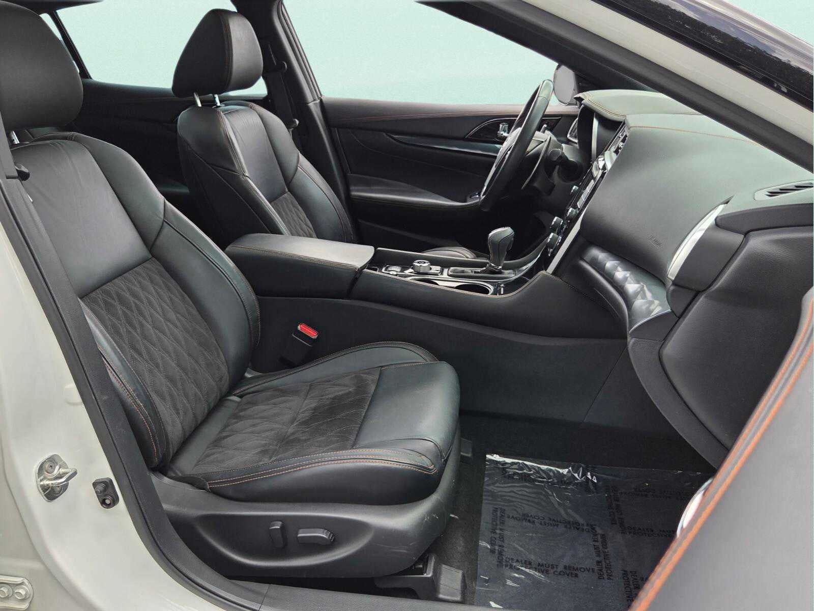2023 Nissan Maxima SR