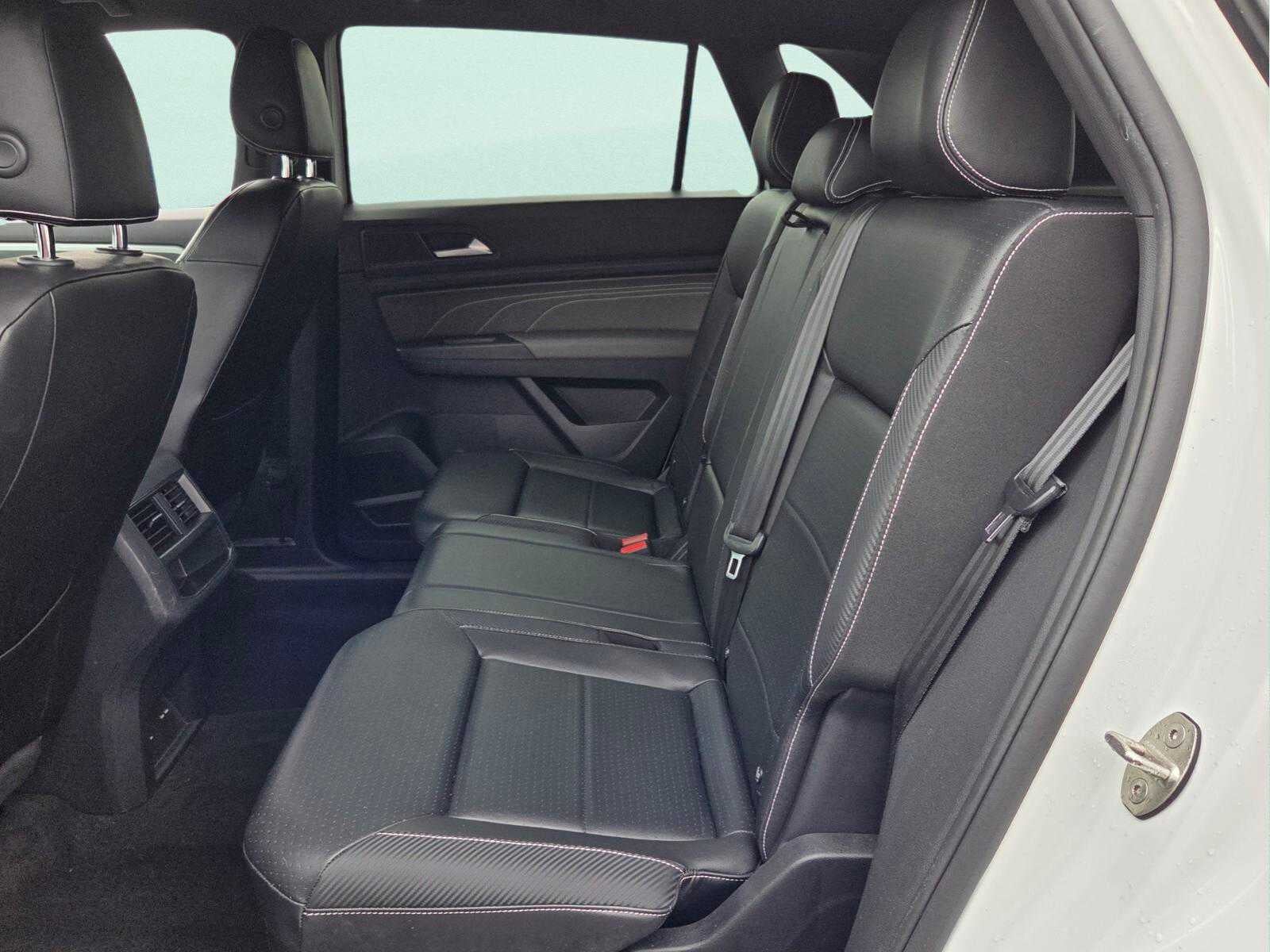 2022 Volkswagen Atlas Cross Sport 3.6L V6 SEL