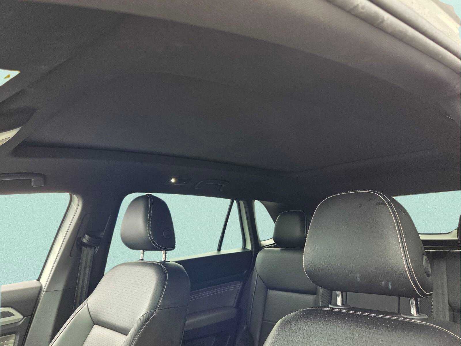 2022 Volkswagen Atlas Cross Sport 3.6L V6 SEL