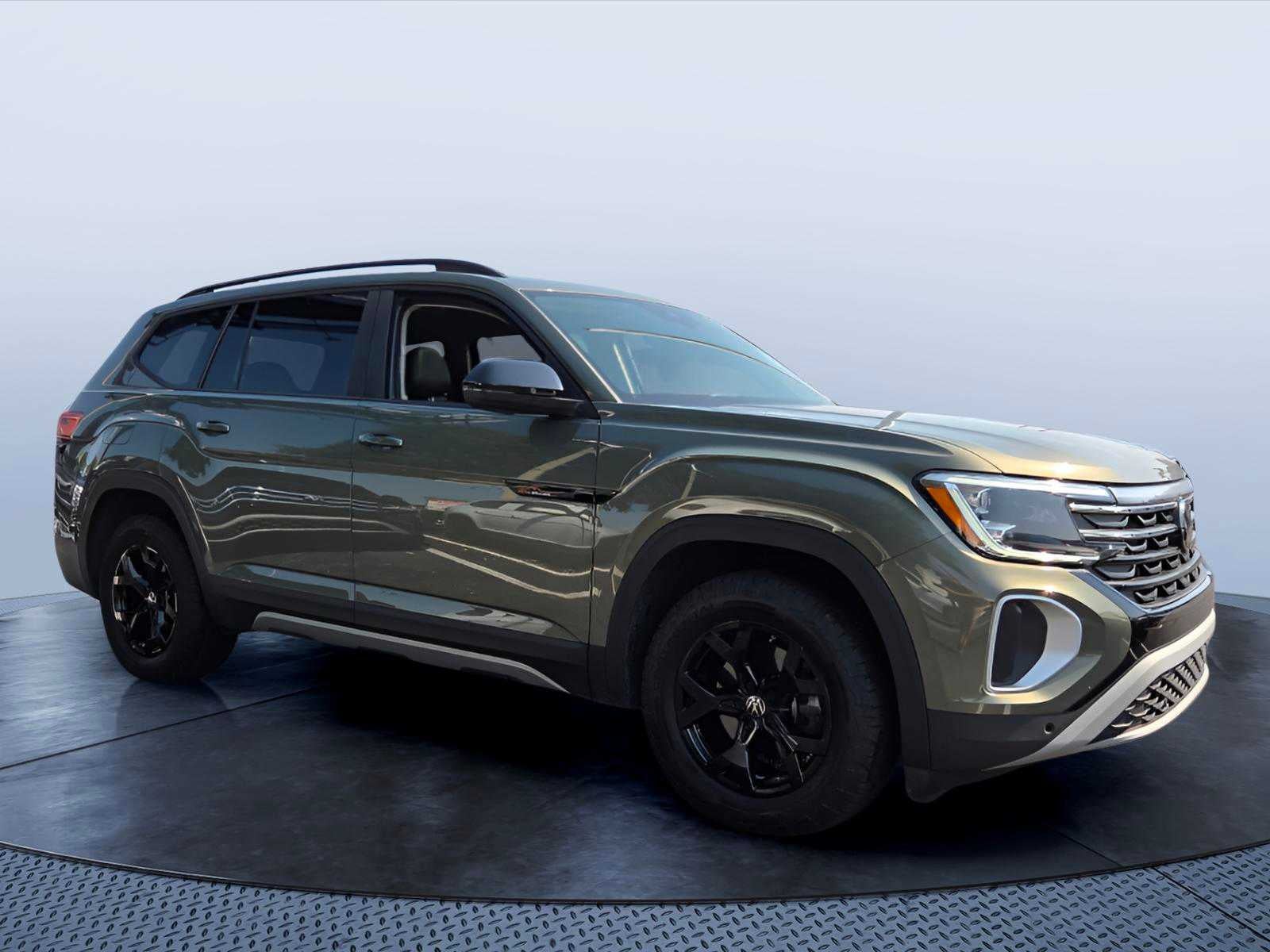 2024 Volkswagen Atlas 2.0T Peak Edition SE w/Technology