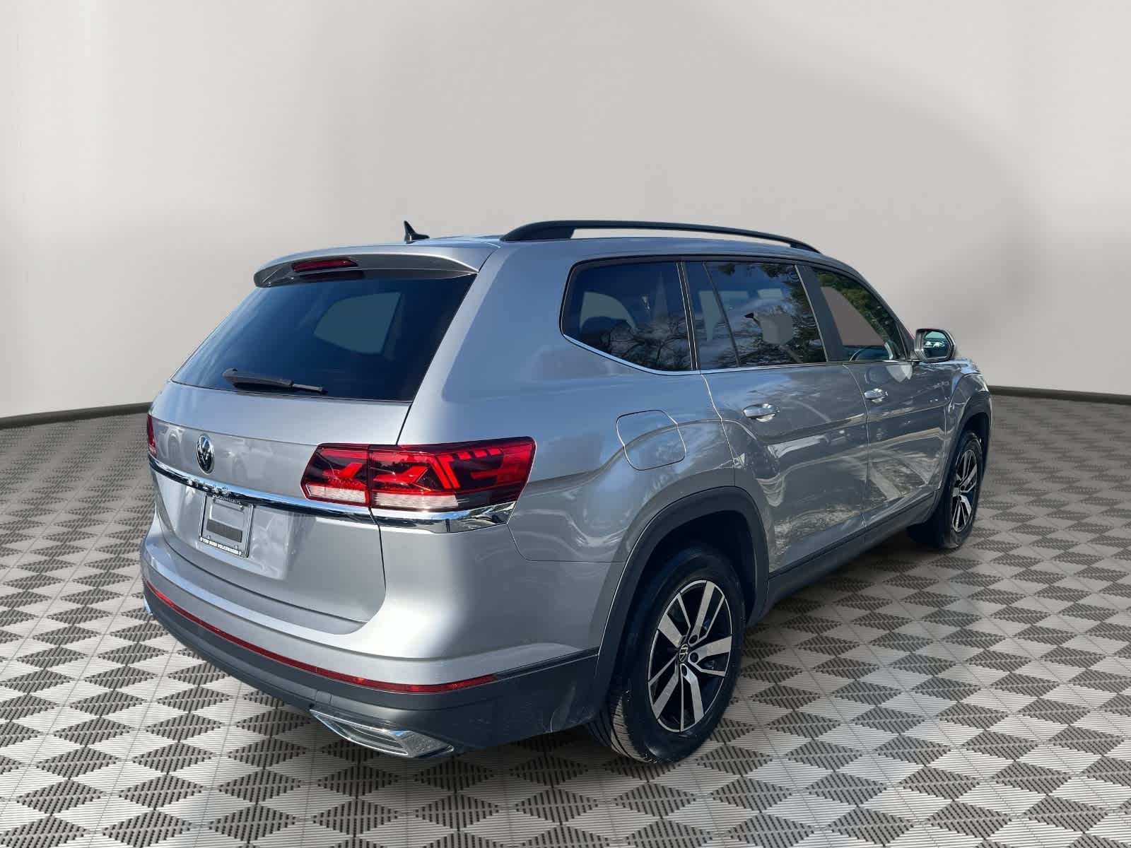 2023 Volkswagen Atlas 2.0T SE