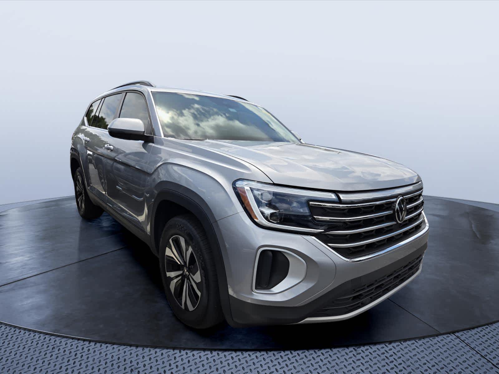 2024 Volkswagen Atlas 2.0T SE