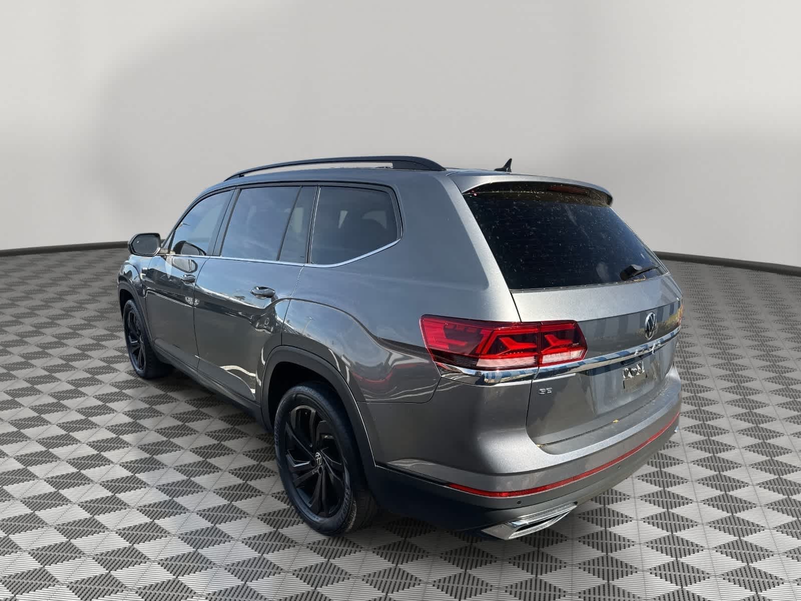 2022 Volkswagen Atlas 2.0T SE w/Technology