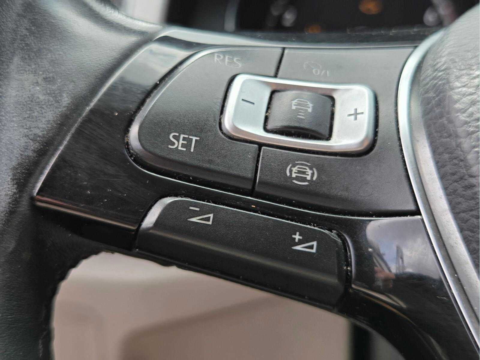 2019 Volkswagen Atlas 3.6L V6 SE w/Technology