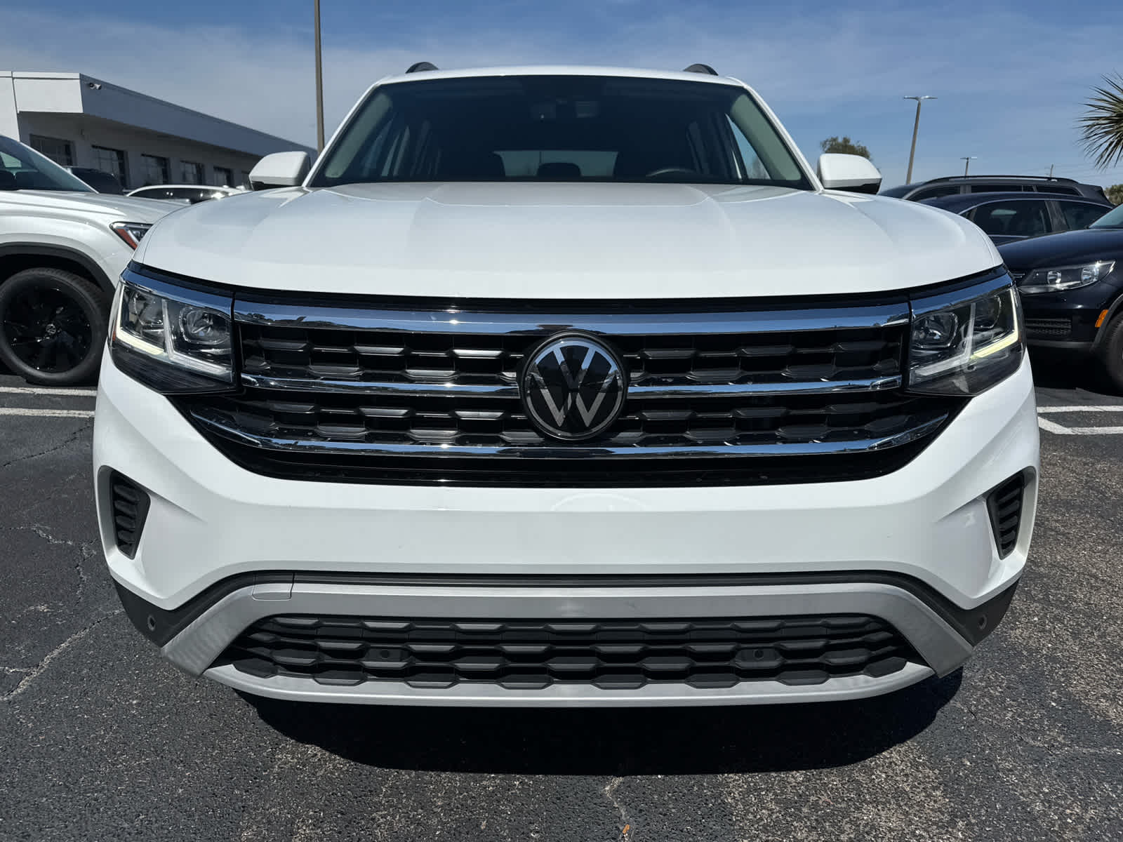 2023 Volkswagen Atlas 2.0T SE w/Technology