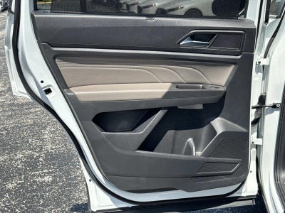 2023 Volkswagen Atlas 2.0T SE w/Technology