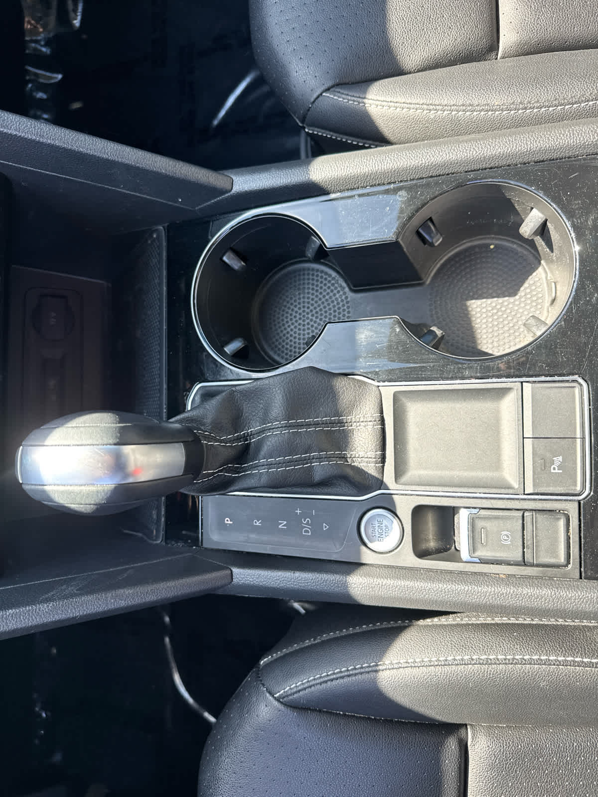 2023 Volkswagen Atlas 2.0T SE w/Technology