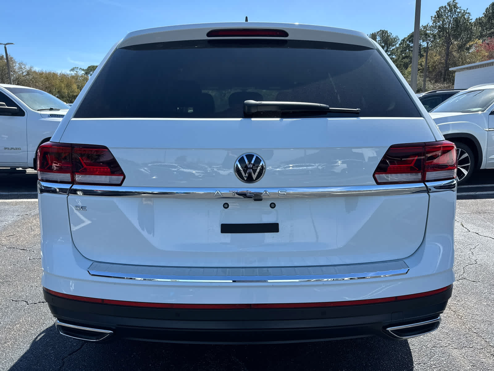 2023 Volkswagen Atlas 2.0T SE w/Technology