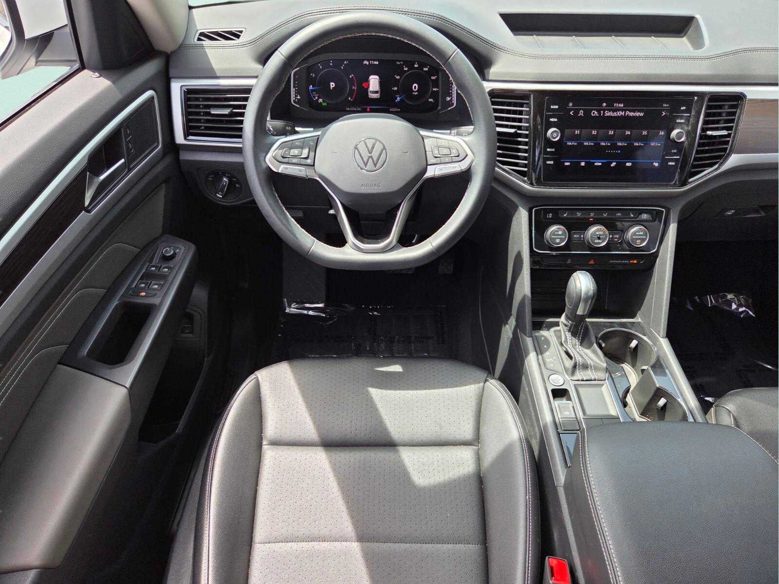 2023 Volkswagen Atlas 3.6L V6 SE w/Technology
