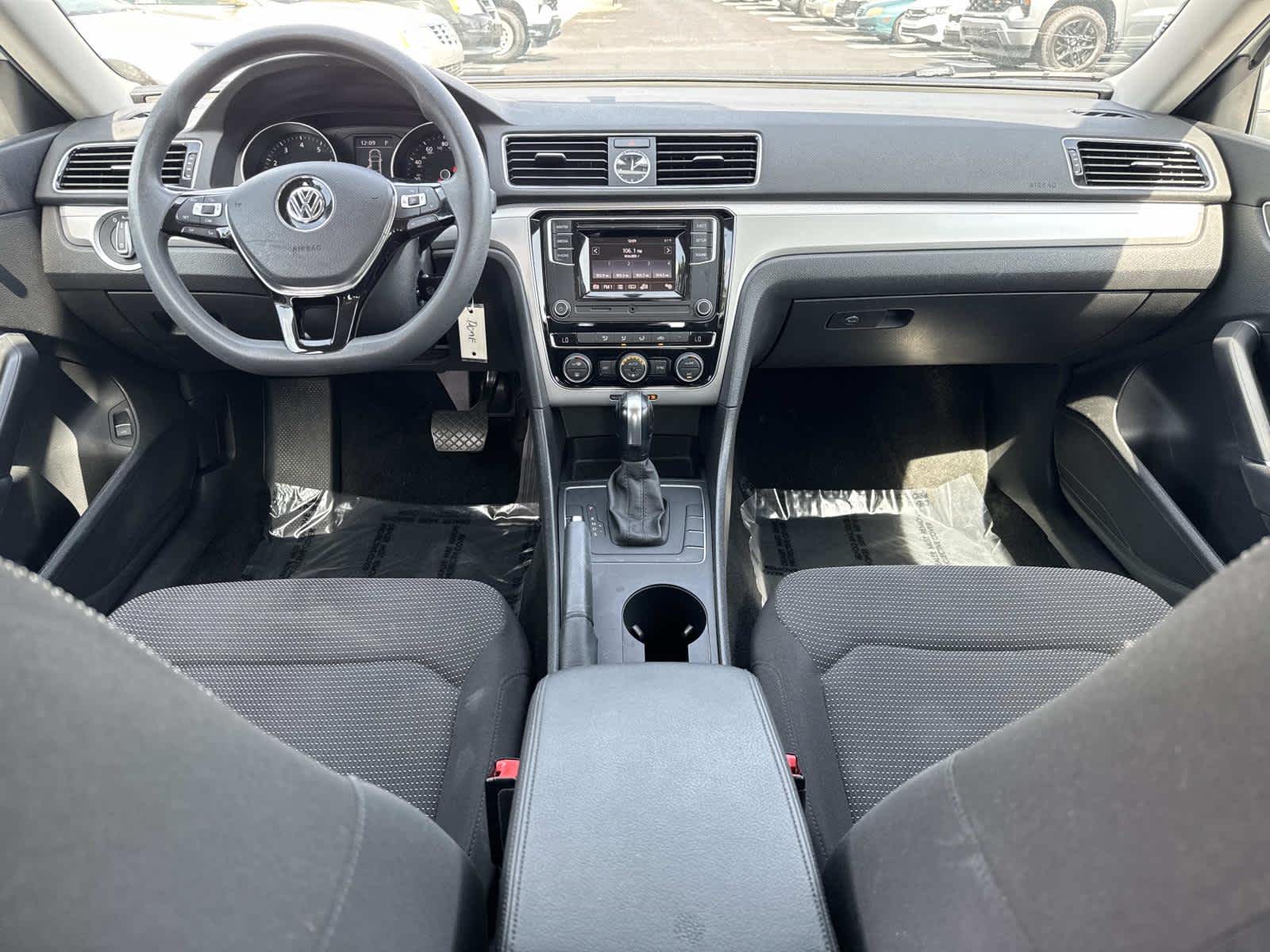 2016 Volkswagen Passat 1.8T S