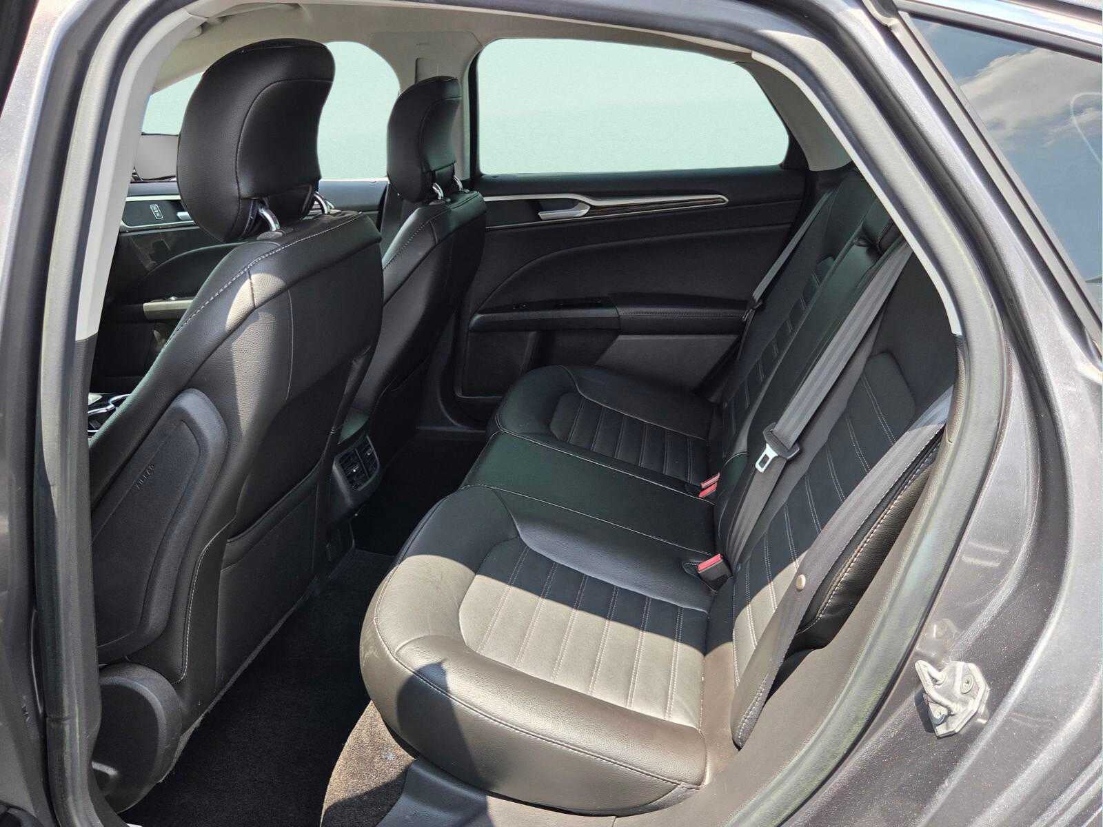 2014 Ford Fusion Hybrid SE Hybrid