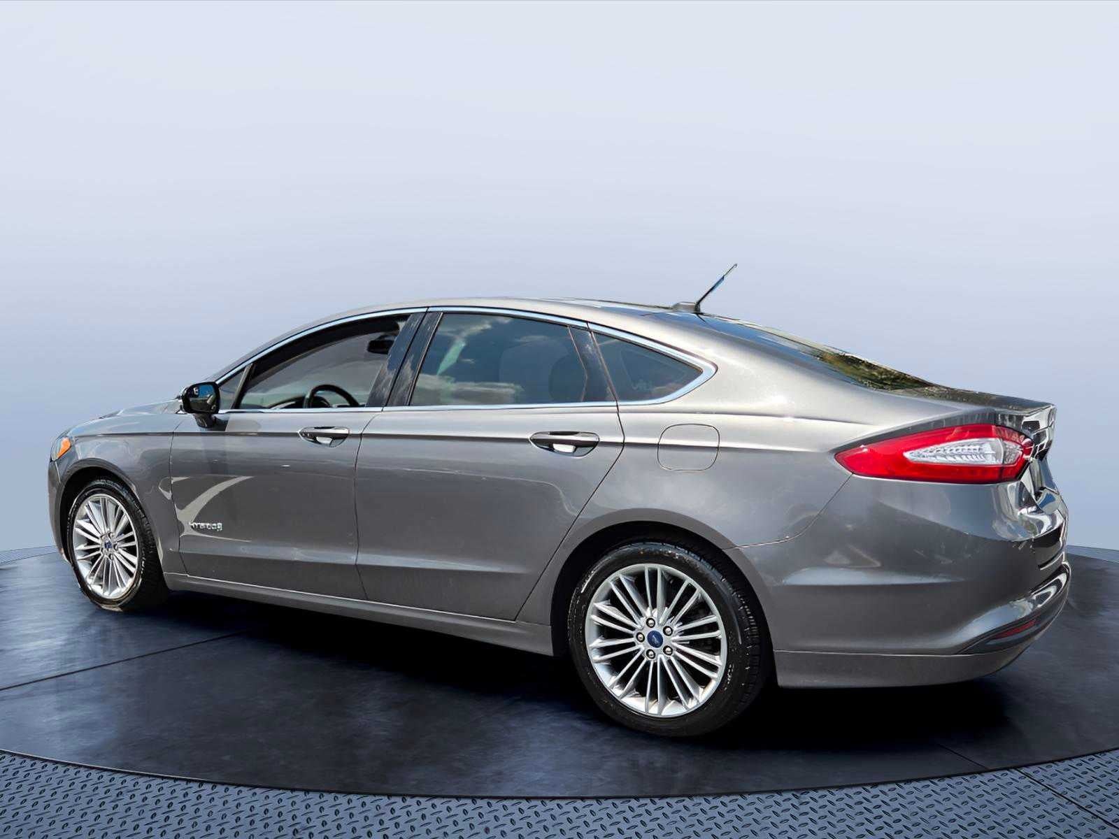 2014 Ford Fusion Hybrid SE Hybrid
