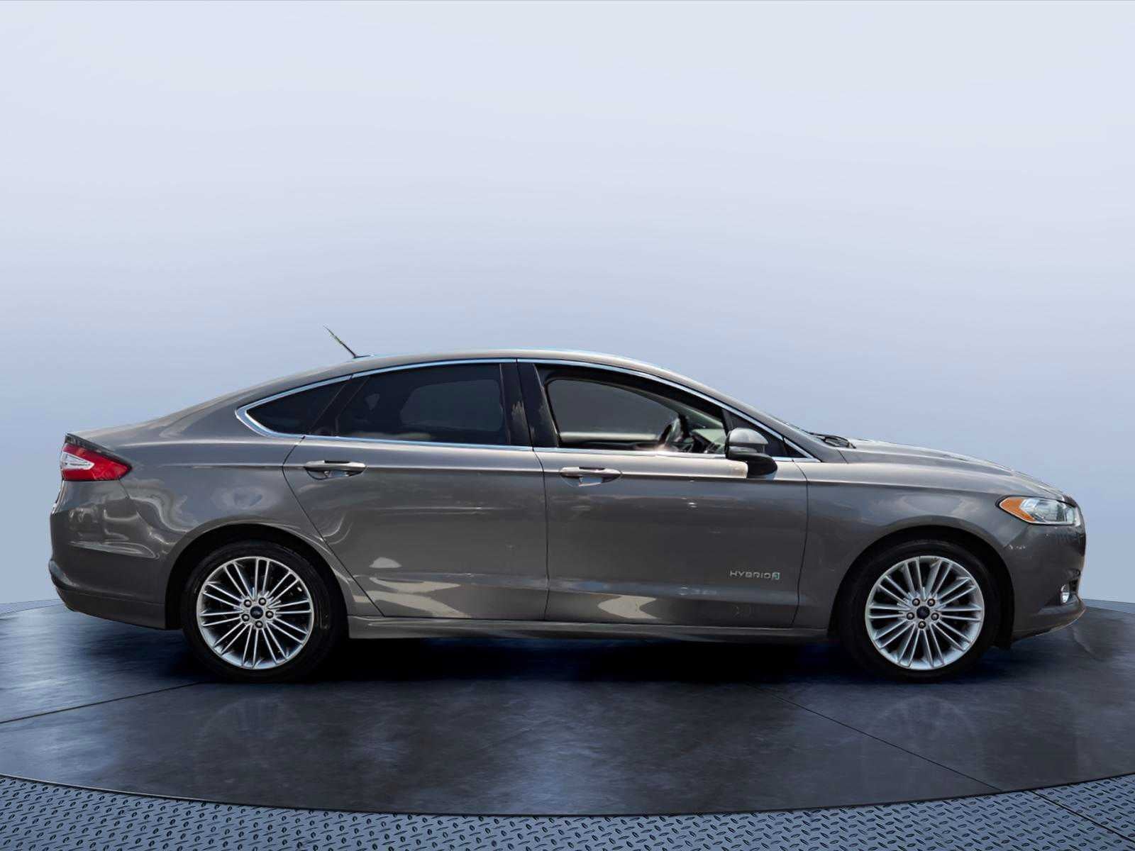2014 Ford Fusion Hybrid SE Hybrid