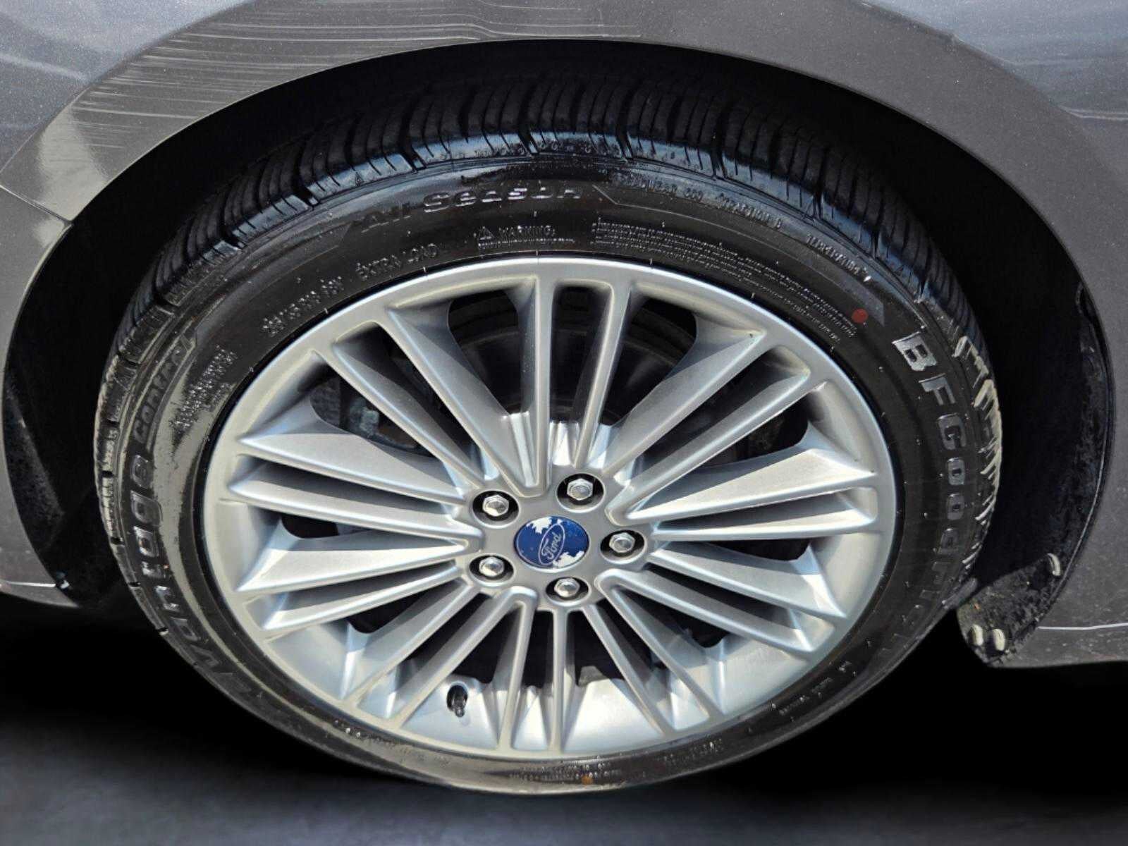 2014 Ford Fusion Hybrid SE Hybrid